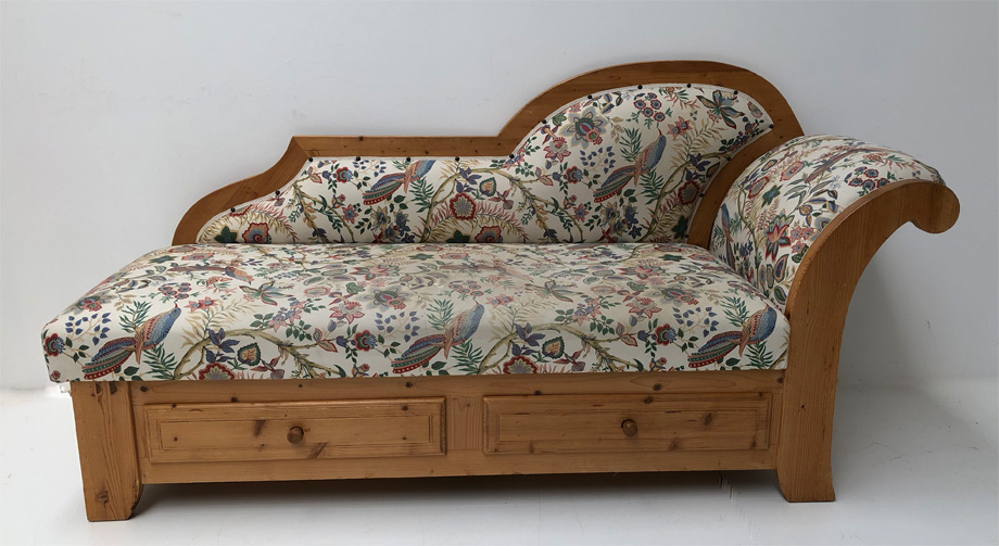 Recamiere Chaiselongue MITTENWALD, gerader Rücken, Stoff Vogelsang, Mustersofa, Auslaufstoff