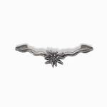 Beschlagsbügel mit Edelweiß  im Landhausstil