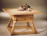 Jogl-Tisch 120/120 cm Ahornplatte m. Schublade