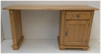 Schreibtisch Füssen mit 1 Container rechts