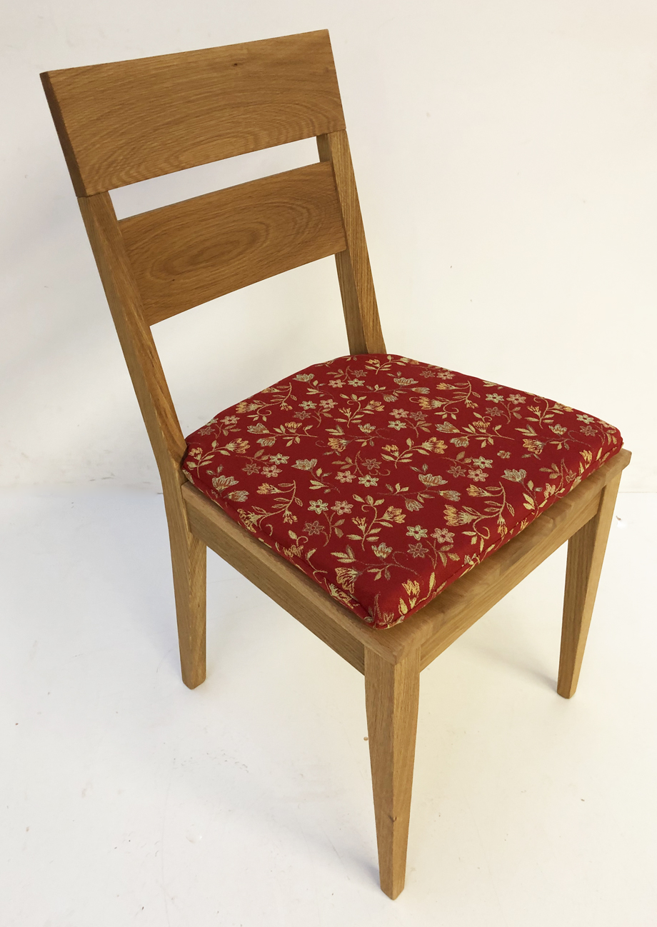 Stuhl Filippa-M , Massivholzstuhl Oviedo, Stuhlpolster genäht, Mülheim rot