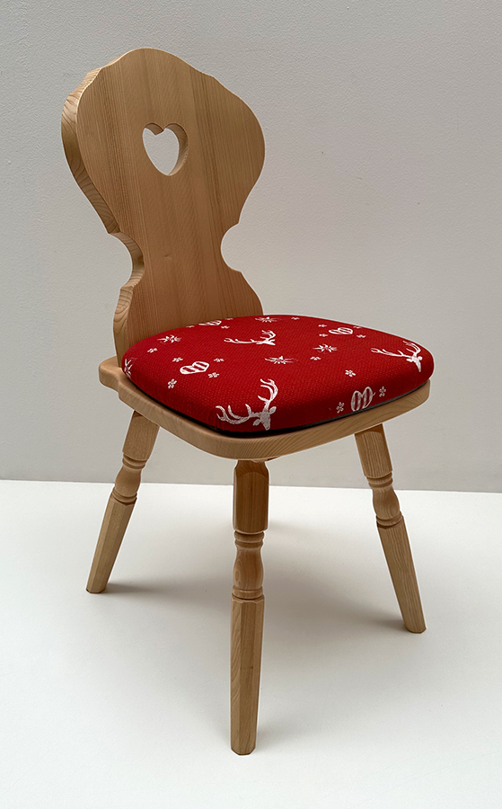 Bauernstuhl Munich, gedrechselter Fuß, Fichte, lackiert, Polsterplatte, Edelweiss AF-74855-1 rot