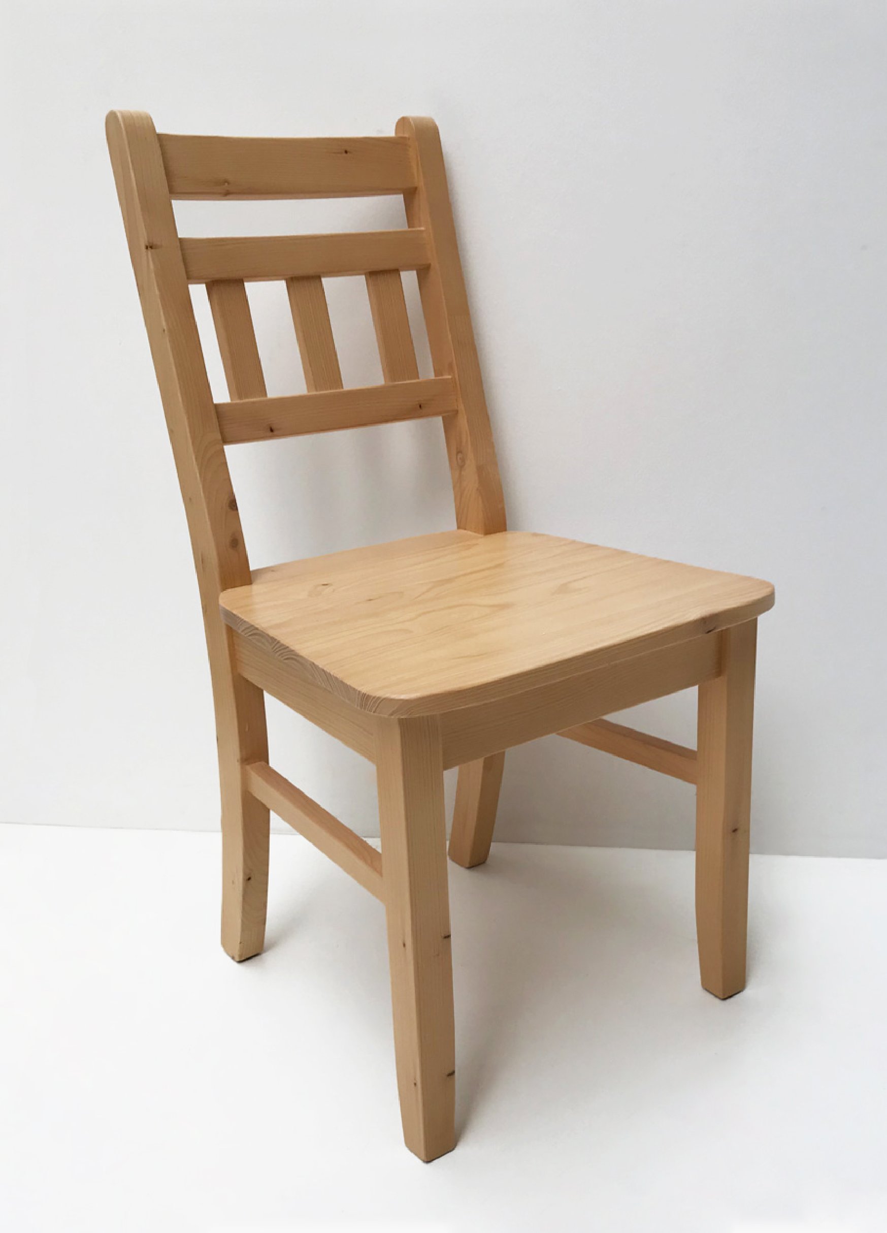 Sprossenstuhl Nürnberg mit 3 Sprossen, Fichte massiv, Rosner gebeizt und lackiert