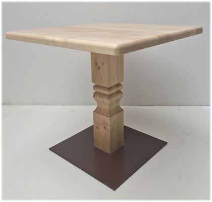 Mittelsäulen-Tisch mit Fußscheibe Metall , Ahornplatte 80/80 cm