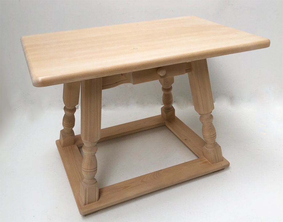 Jogl-Tisch 70/110 mit Schub mit Fußrahmen, Fichteplatte 