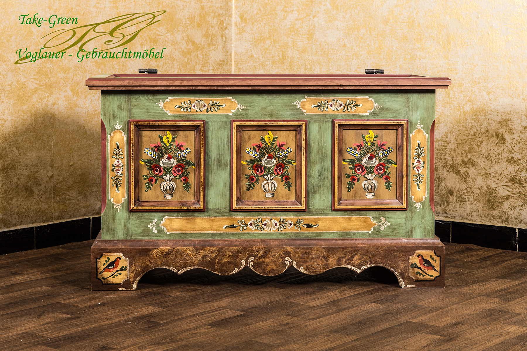 Voglauer Anno 1800 Altgrün Landhaus Truhe 