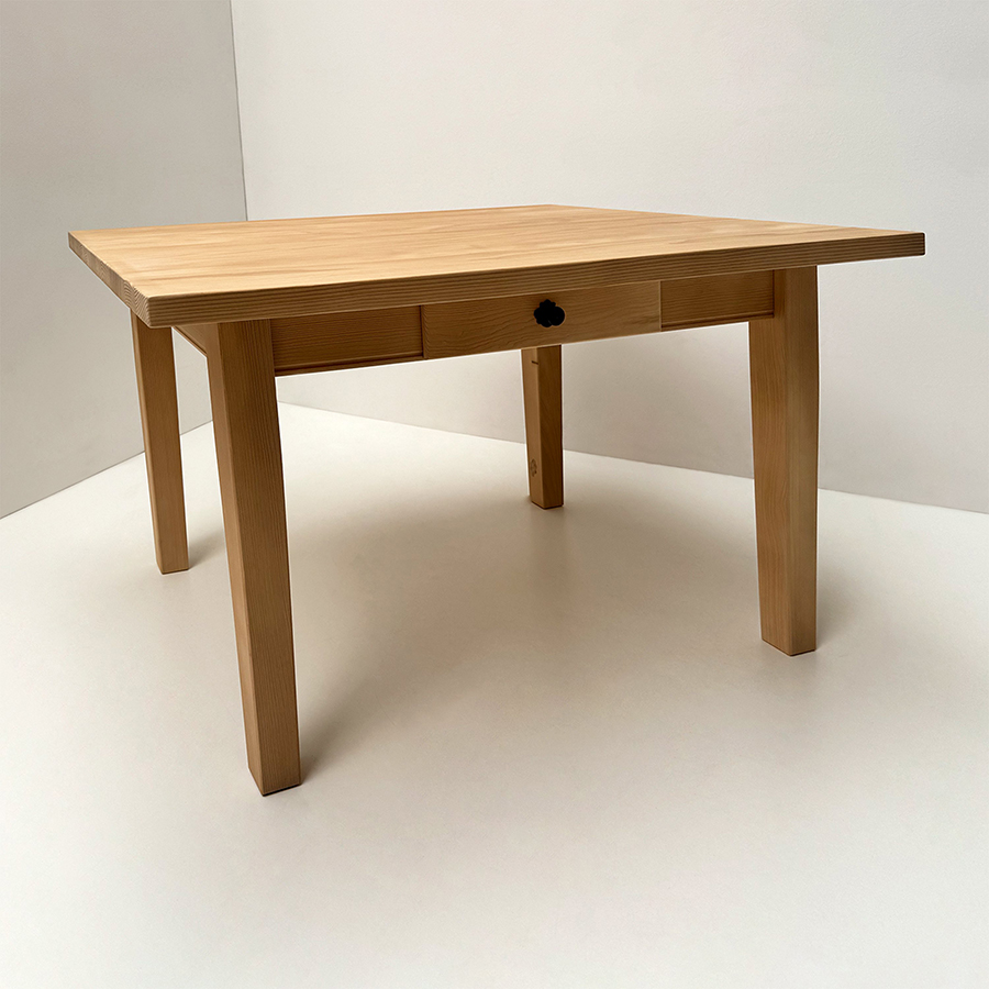 Vierfußtisch Iseo Fichte 125/95 cm, Fichteplatte 4 cm, Profil R5